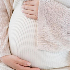 高通首😍🇬🇭国内助孕地址席执行官克里斯蒂🇬🇭亚诺 · 阿蒙在🇹🇫☦